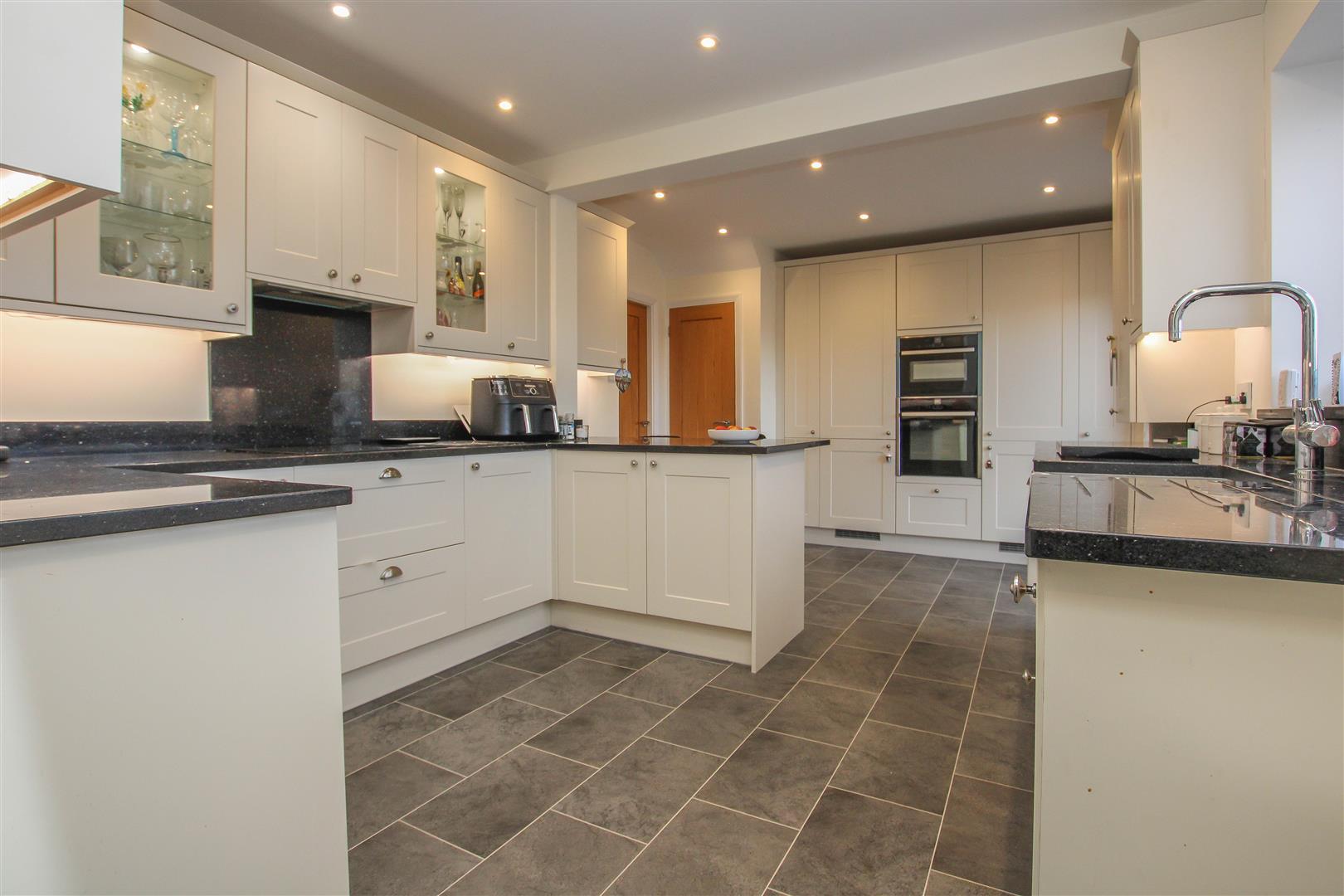 Shevon Way, Brentwood Keith Ashton